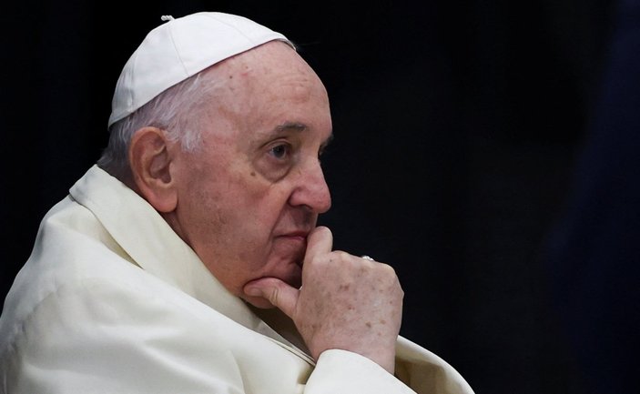 Papa Françis’ten emeklilik sinyali
