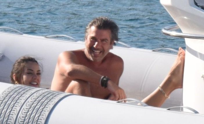 Tuvana Türkay ile sevgilisi İzzet Antebi aşka geldi! Bodrum'da romantik anlar..