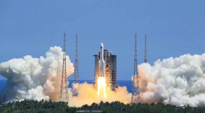 Fırlattığı roket Hint Okyanusu’na düşen Çin'e NASA'dan suçlama