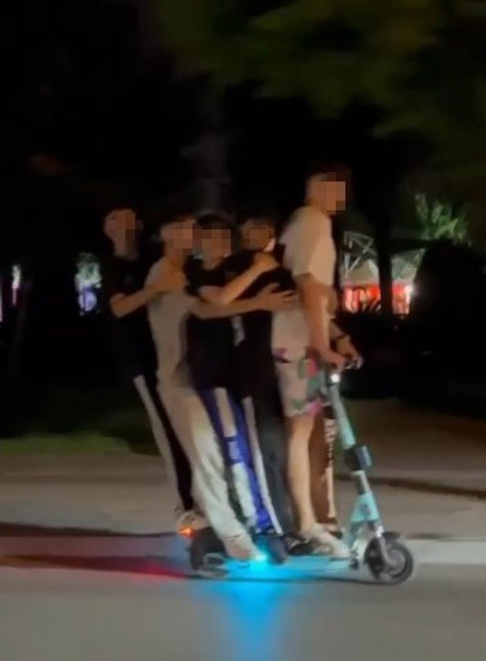 Antalya’da 5 kişi aynı elektrikli scootera bindi