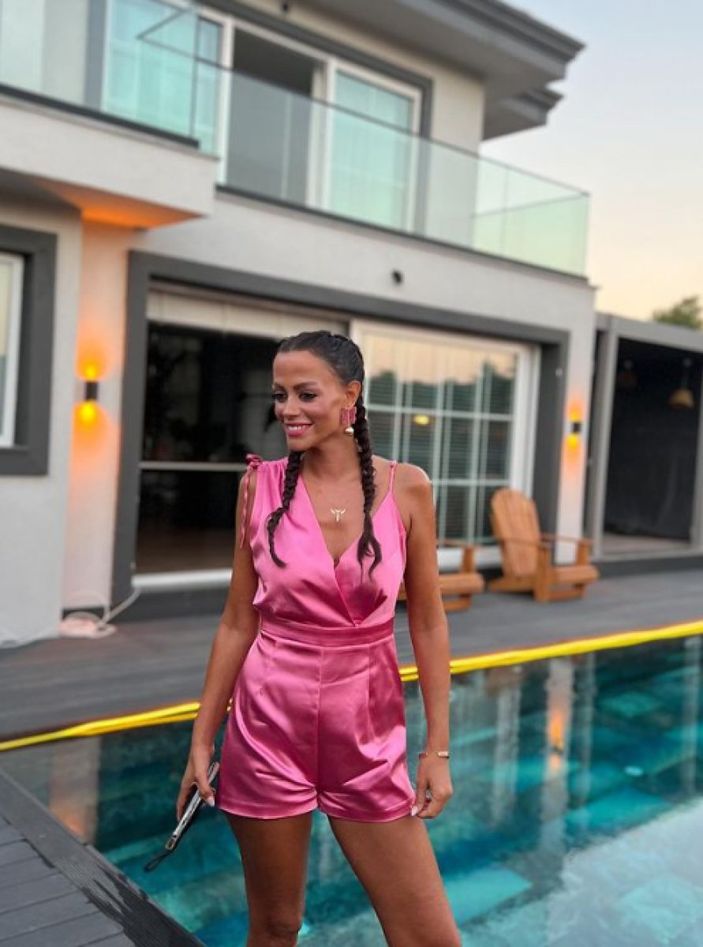 Demet Özdemir'in ablasını görenler şaşkına döndü! 'Kardeş demeye bin şahit'