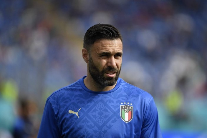 Fenerbahçe, Salvatore Sirigu'yu gündemine aldı