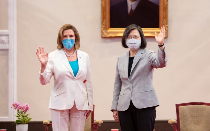 Nancy Pelosi'den Çin'e Tayvan tepkisi: İnsanların önünde duramazsınız