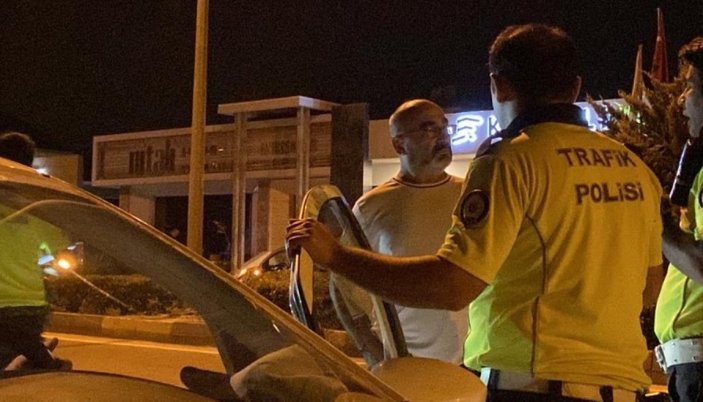 Bursa'da alkolmetreye üflemek istemeyen sürücü: Alkollüyüm diyorum bu kadar basit