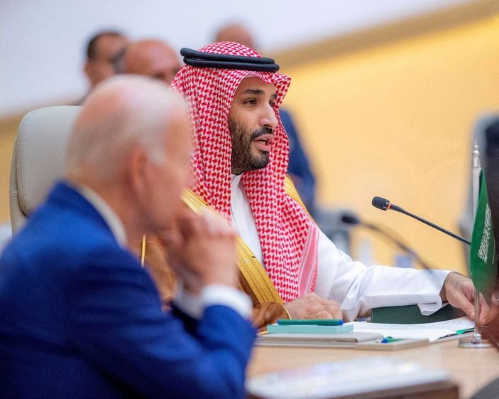 Suudi Arabistan ve BAE, arz krizi karşısında petrol üretimine hazır
