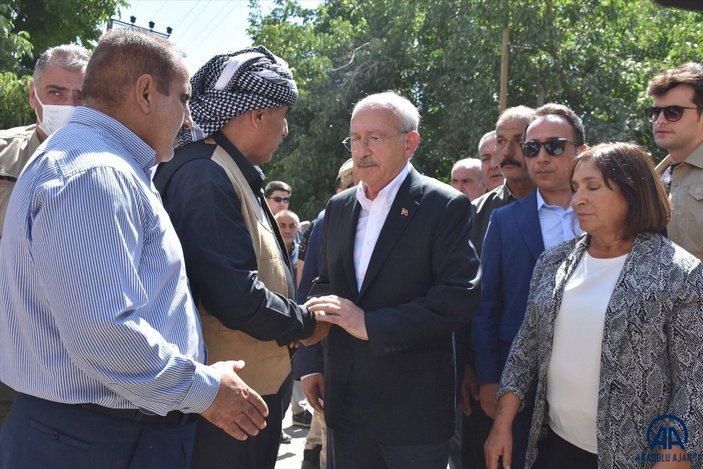 CHP Genel Başkanı Kılıçdaroğlu, Uludere'deki olayda hayatını kaybedenlerin ailelerini ziyaret etti