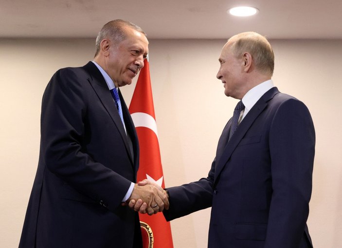 Cumhurbaşkanı Erdoğan yarın Soçi'de Vladimir Putin ile görüşecek