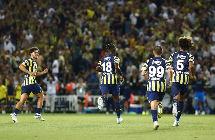 Fenerbahçe, Slovacko'yu 3-0 mağlup etti
