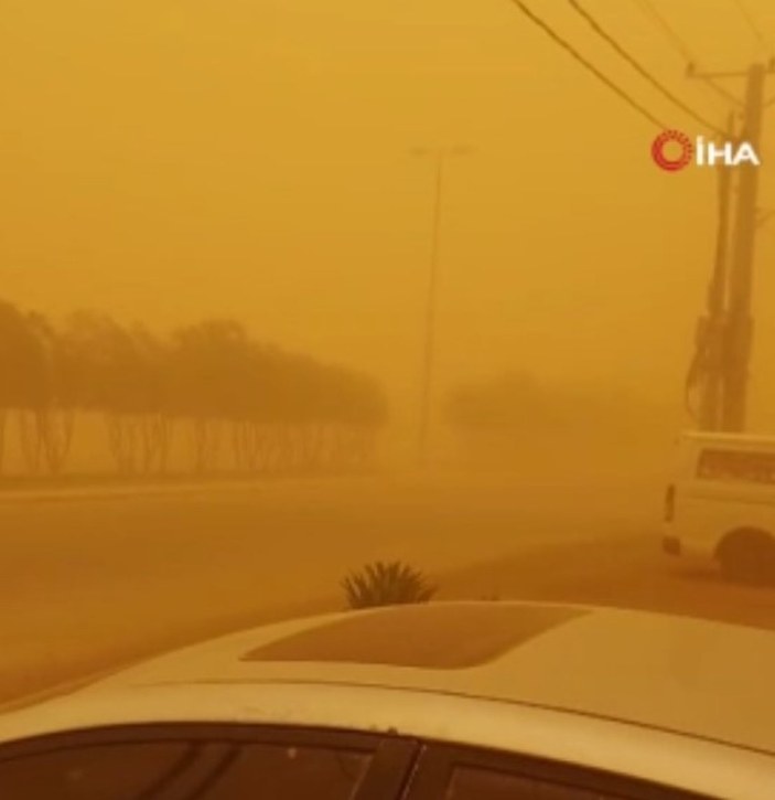 Suudi Arabistan'da kum fırtınası