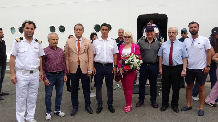 Trabzon Limanı beş yılın ardından bir kruvaziyer gemisini ağırladı