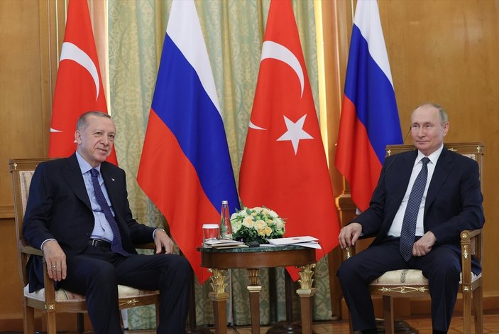 Vladimir Putin: Avrupalılar, Türkiye'ye minnettar olmalı