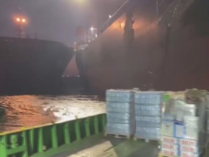İstanbul’da sürüklenen gemi, erzak ikmali yapılan gemiye çarptı