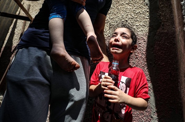 İsrail'in şehit ettiği 15 Filistinli gözyaşları içinde toprağa verildi