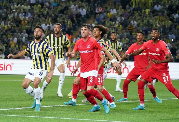 Fenerbahçe, Ümraniyespor'la berabere kaldı