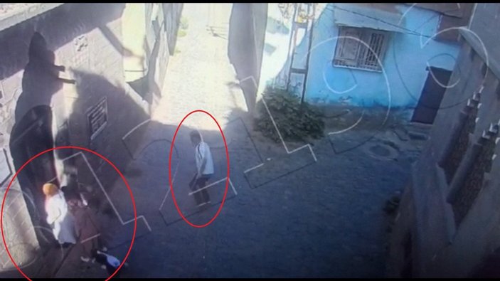 Diyarbakır'da, kadının elinden telefon çalan kapkaççılar yakalandı