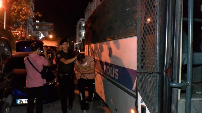 Sultangazi’de, 32 kaçak göçmen yakalandı