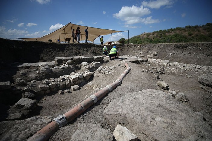 Daskyleion antik şehrinde 2 bin 500 yıllık su şebekesi bulundu