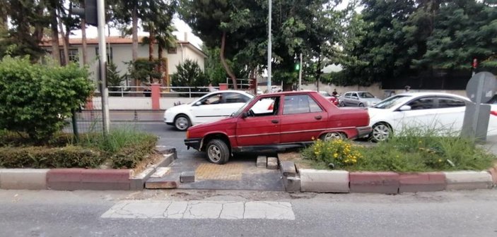 Antalya'da 283 promil alkollü sürücü, genç kıza çarptı