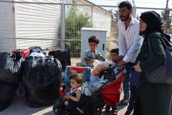 54 Suriyeli, Hatay ve Kilis'ten ülkelerine uğurlandı