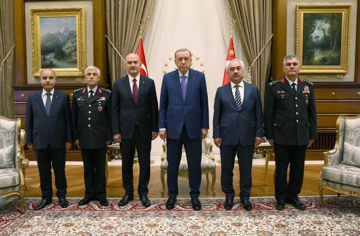 Cumhurbaşkanı Erdoğan, Süleyman Soylu ve komutanları kabul etti