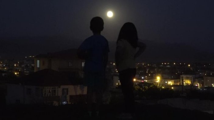 Yüksekova'dan Süper Ay manzaraları