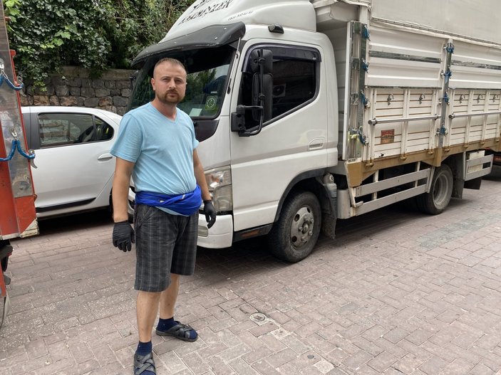 Zeytinburnu'nda pazar esnafının kamyonetlerine hırsız dadandı