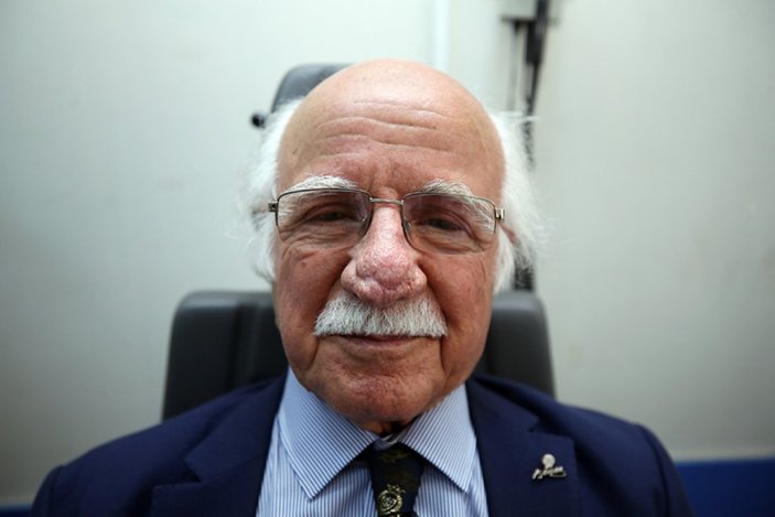 Trabzon'da burnundaki dev kitleyle 2 yıl yaşayan hasta ameliyat oldu