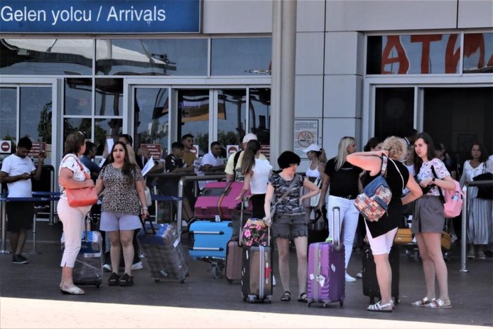 Antalya'ya 7,5 milyonun üzerinde turist geldi
