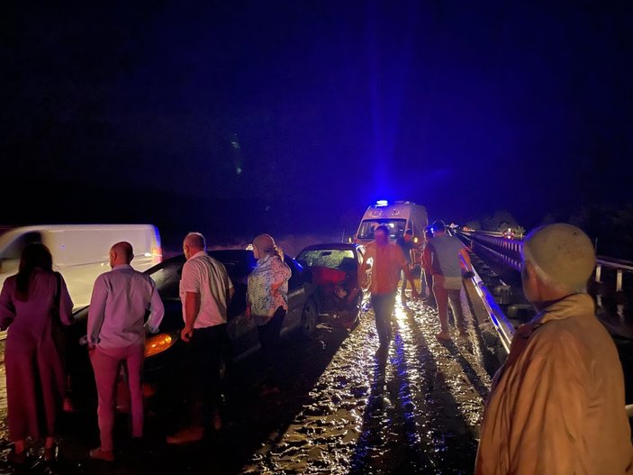 Çankırı'da iki araç çarpıştı: 5 yaralı