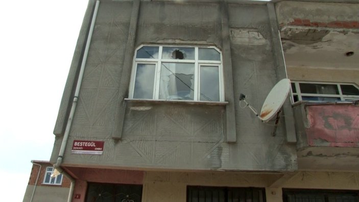 Arnavutköy’de tavukları çalınan kadının evi taşlandı