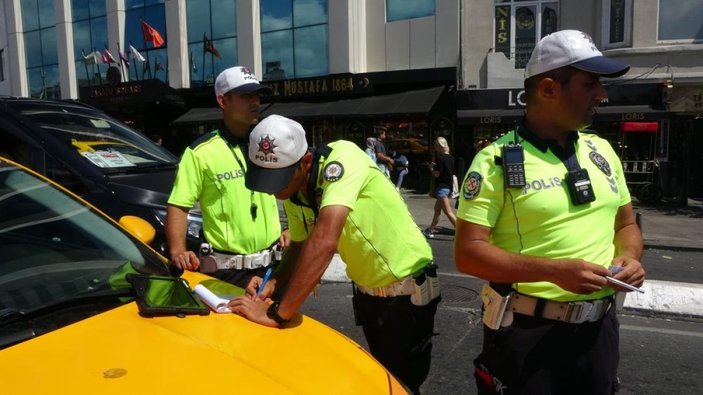 Taksim’de ticari taksi denetimi yapıldı: Şoförlere ceza yağdı