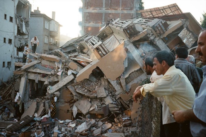17 Ağustos Marmara Depremi'nin üzerinden 23 yıl geçti