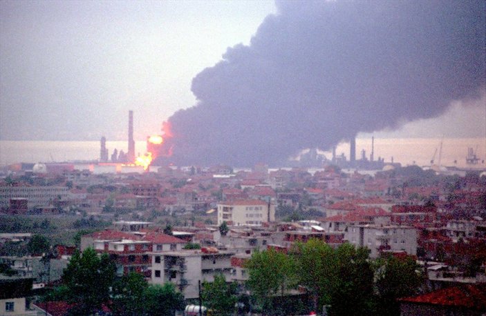 17 Ağustos Marmara Depremi'nin üzerinden 23 yıl geçti