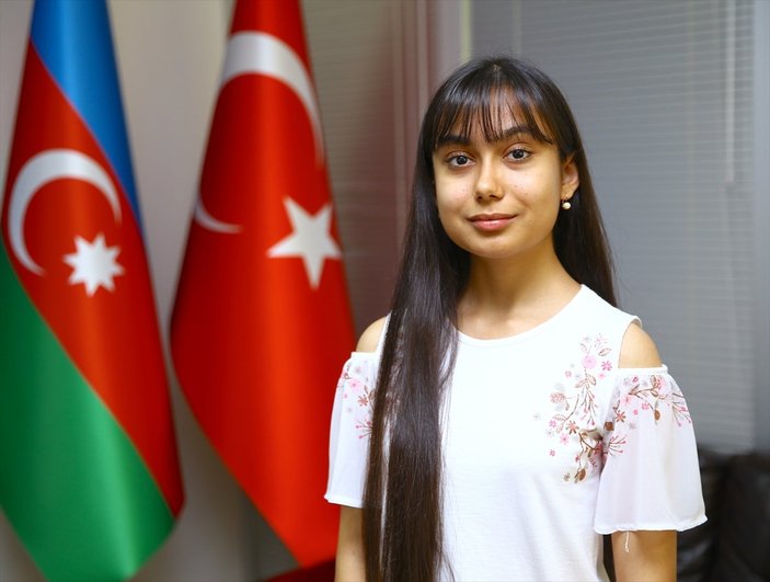 Azerbaycanlı ülke birincisi tıp okumak için Türkiye'yi tercih etti