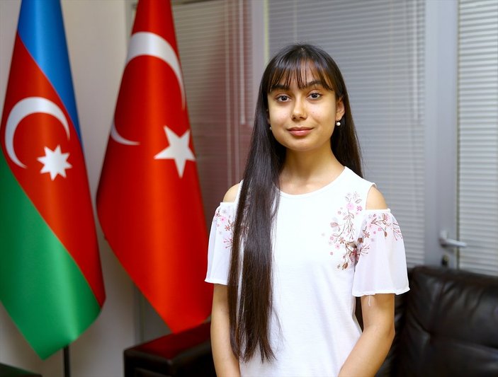 Azerbaycanlı ülke birincisi tıp okumak için Türkiye'yi tercih etti