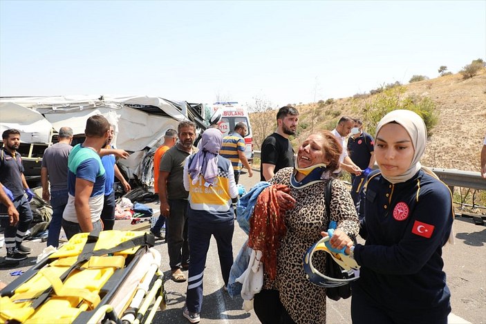 Gaziantep'te yaşanan kazayı anlatan muhabir gözyaşlarını tutamadı