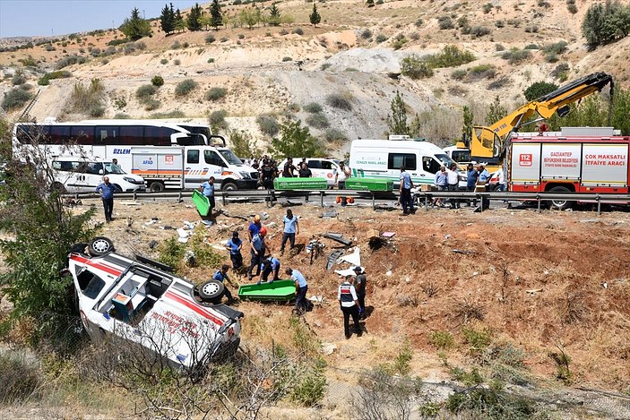 Gaziantep'te yaşanan kazayı anlatan muhabir gözyaşlarını tutamadı