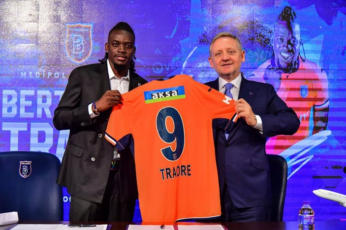 Bertrand Traore, Başakşehir ile sözleşme imzaladı