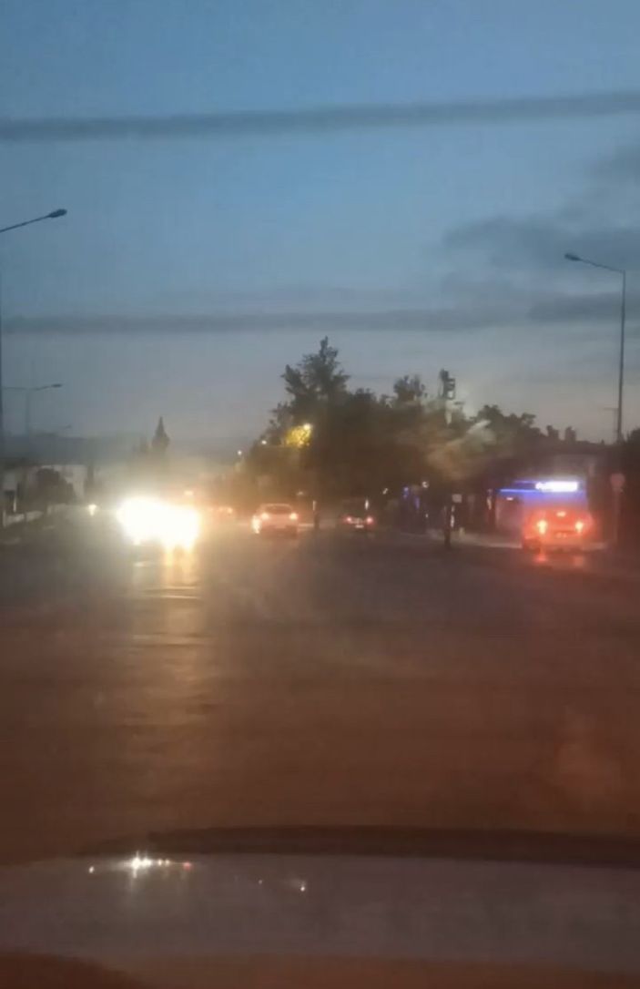 Bursa'da ters şeritte yolculuk kamerada