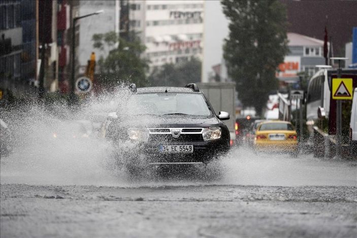 İstanbul dahil 15 il için sağanak yağış uyarısı