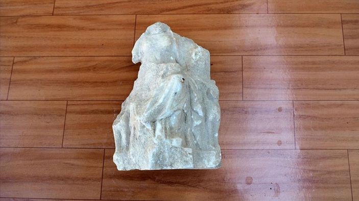 Antandros Antik Kenti'ndeki kazılarda 2 bin 350 yıllık Kibele Heykeli bulundu