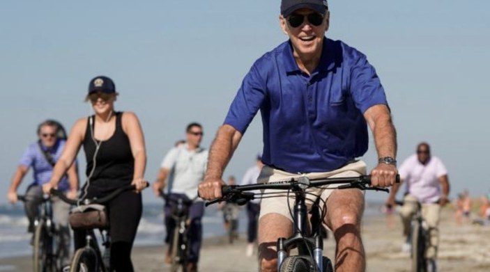 Joe Biden'dan tatil rekorunu: Başkanlığının 228 gününü tatilde geçirdi