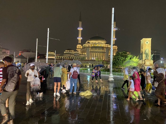 İstanbul'da sağanak etkisini gösteriyor