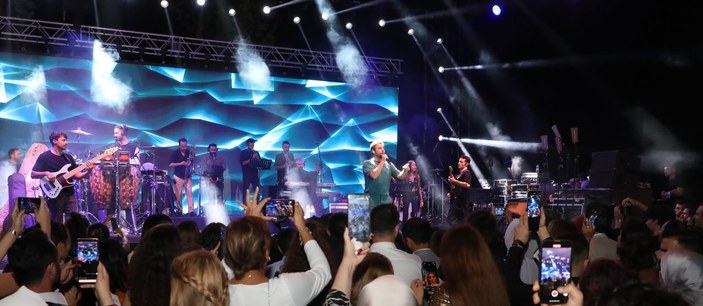 Edis ve Murat Dalkılıç konserleriyle Vesen Yalıları’nda yaza veda etkinliği