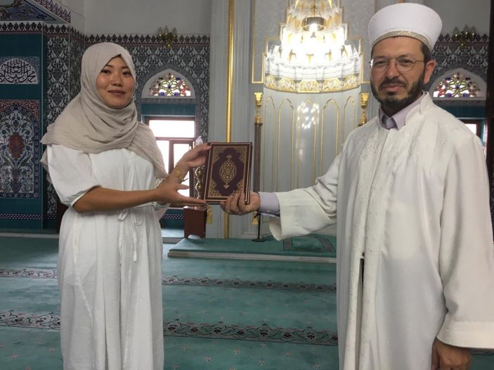 i Kütahya'da Japon kadın Müslüman oldu