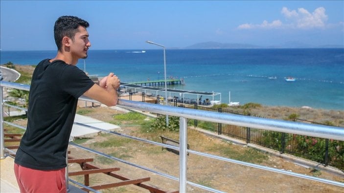 Çeşme ve Kuşadası'nda gençlerin ücretsiz yurtlardaki tatili