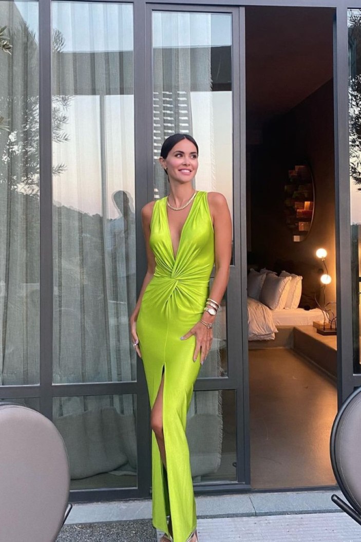 Zeynep Sever Demirel eşiyle fotoğraflarını paylaştı! 'Mükemmel çift'