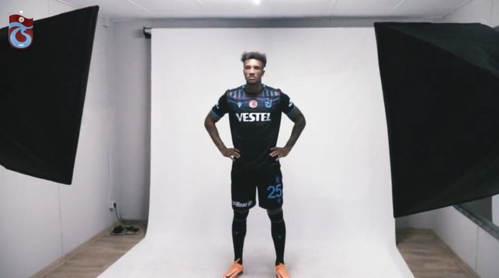 Trabzonspor, Jean-Philippe Gbamin'i renklerine kattı