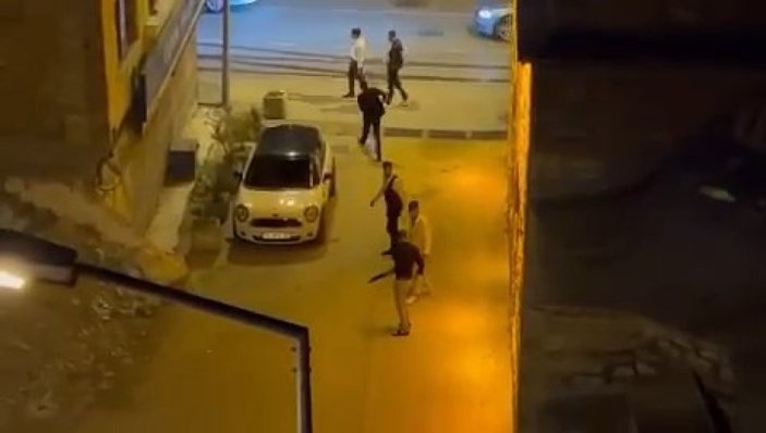 Bursa’da, sokak ortasında pompalı ile ateş ettiler