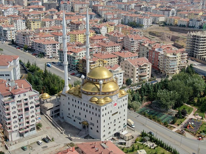 Ankara'nın 'apartman cami'si 11 yıl sonra tamamlandı